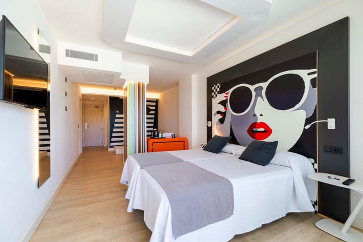 Hotel THB Naeco Ibiza - Adults Only