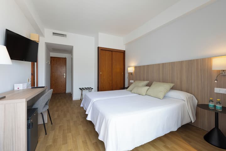 Hotel JS Miramar
