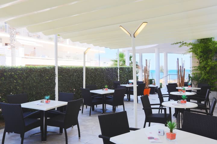 Hotel JS Miramar
