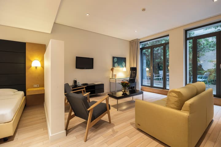B-aparthotel Grand Place