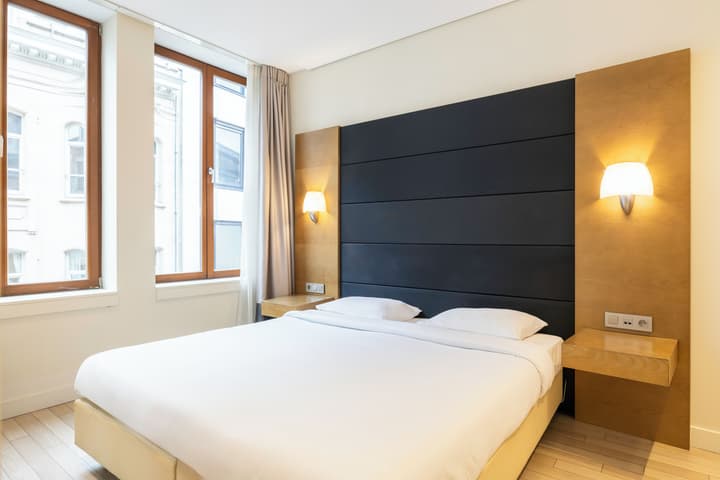 B-aparthotel Grand Place