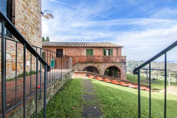 Tenuta Castellare di Tonda