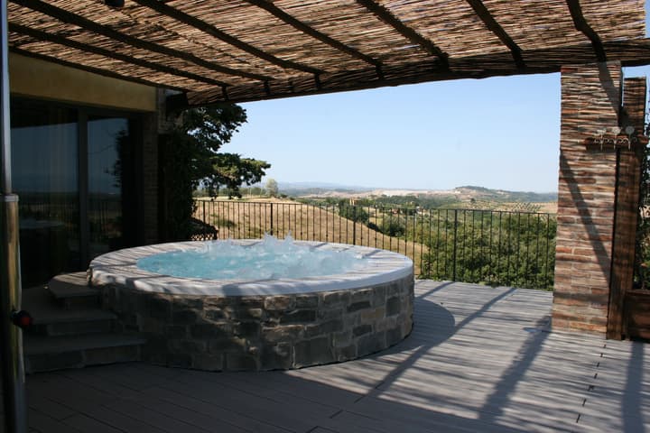 Tenuta Castellare di Tonda