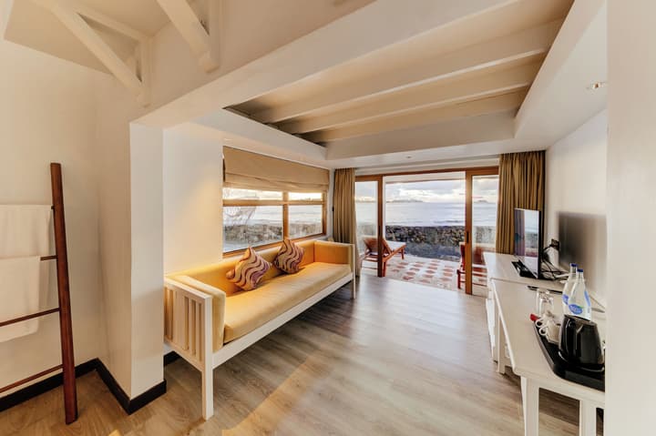Cinnamon Dhonveli Maldives - Complimentary Speedboat Return for 2 pax on 7 nights or more stays valid to 31 Oct 2026 & up to 2 kids stay