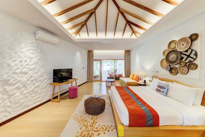Cinnamon Dhonveli Maldives - Complimentary Speedboat Return for 2 pax on 7 nights or more stays valid to 31 Oct 2026 & up to 2 kids stay