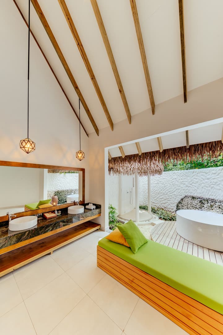 Cinnamon Dhonveli Maldives - Complimentary Speedboat Return for 2 pax on 7 nights or more stays valid to 31 Oct 2026 & up to 2 kids stay