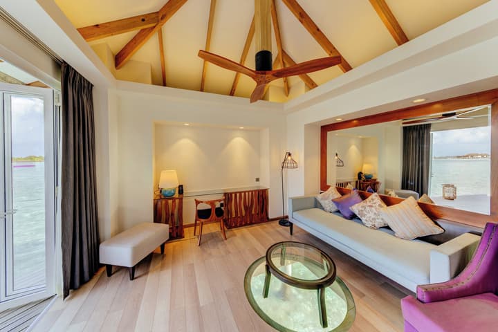 Cinnamon Dhonveli Maldives - Complimentary Speedboat Return for 2 pax on 7 nights or more stays valid to 31 Oct 2026 & up to 2 kids stay
