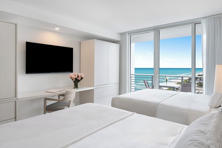 Grand Beach Hotel