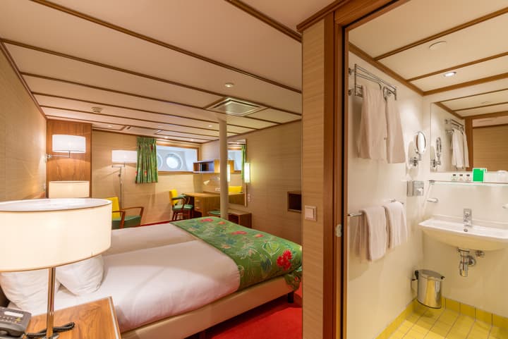 ss Rotterdam Hotel & Restaurants