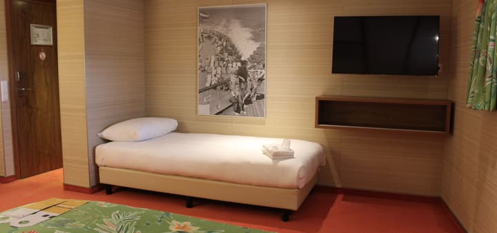 ss Rotterdam Hotel & Restaurants