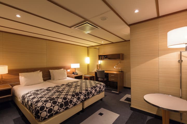 ss Rotterdam Hotel & Restaurants