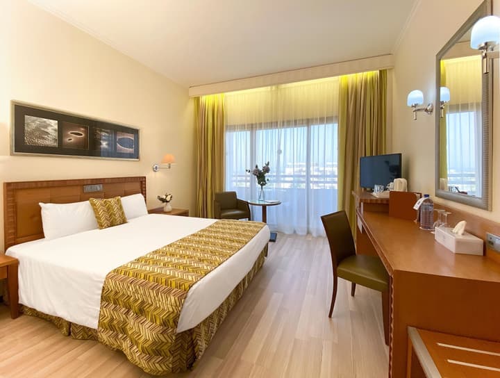 Ajax Hotel