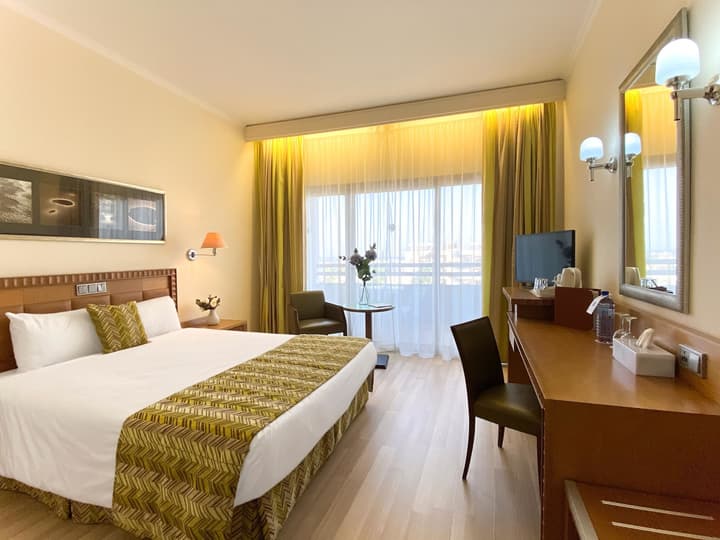 Ajax Hotel
