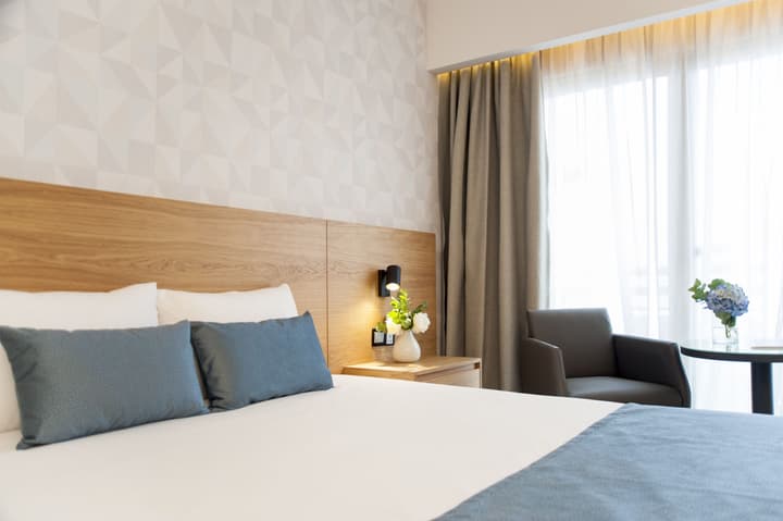 Ajax Hotel