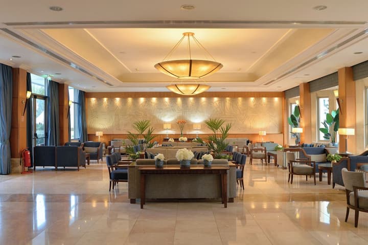 Ajax Hotel