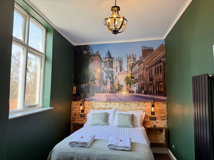 The Crescent Guest House