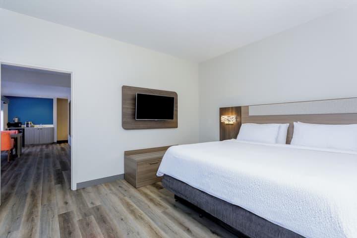 Holiday Inn Express Hotel & Suites Ocoee East by IHG