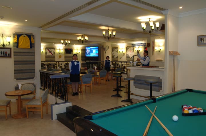 Al Falaj Hotel
