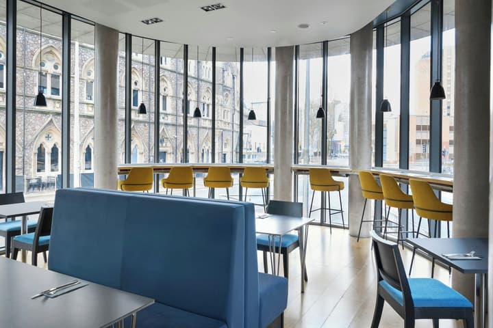 Four Points Flex by Sheraton Cardiff