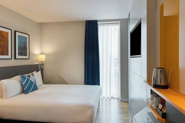 Four Points Flex by Sheraton Cardiff