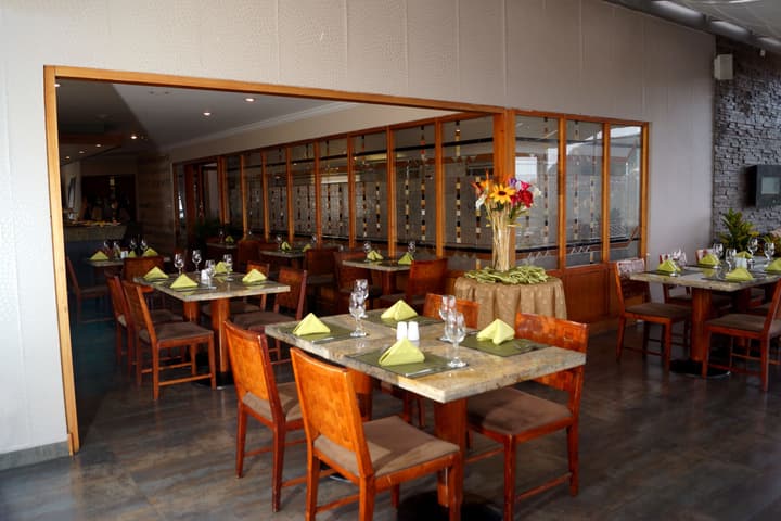 Hotel Stubel Suites and Cafe