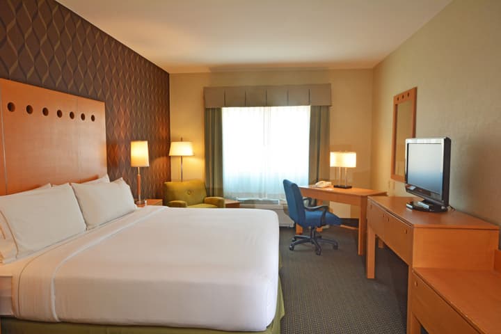 Holiday Inn Express & Suites Monterrey Aeropuerto by IHG