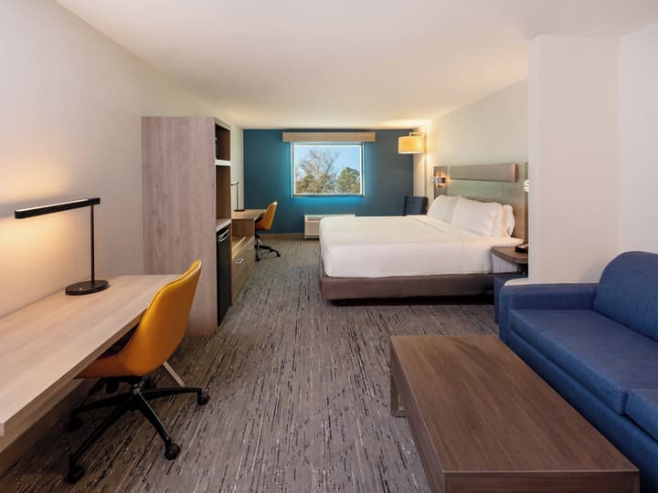 Holiday Inn Express & Suites Monterrey Aeropuerto by IHG