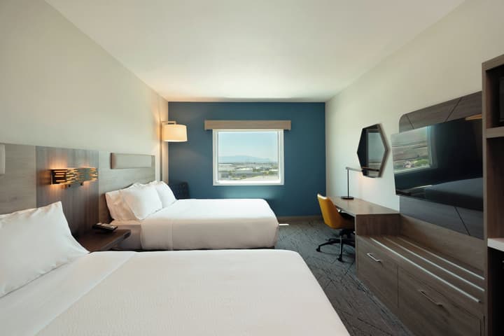 Holiday Inn Express & Suites Monterrey Aeropuerto by IHG