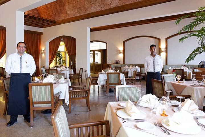 Three Corners Fayrouz Plaza Beach Resort