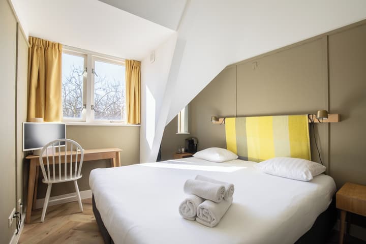 Hotel Light