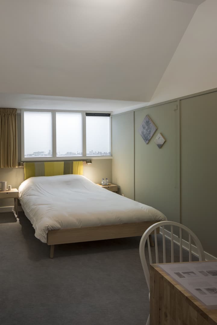 Hotel Light