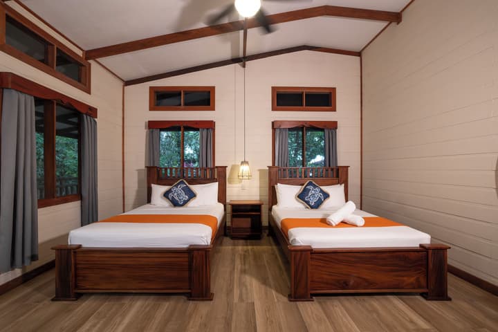 Pachira Lodge