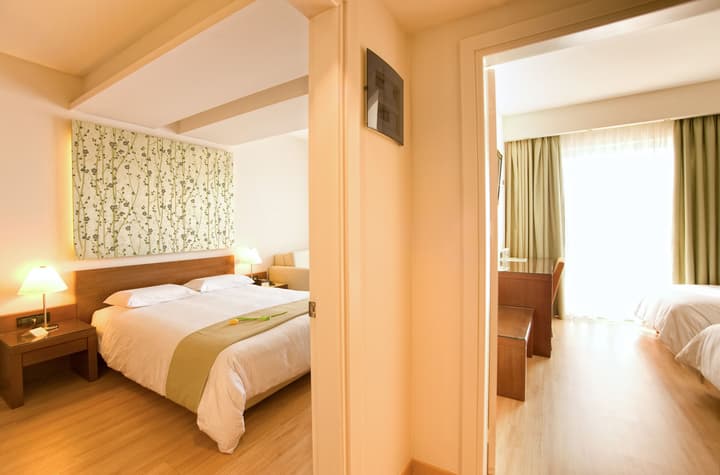 Pharae Palace Hotel