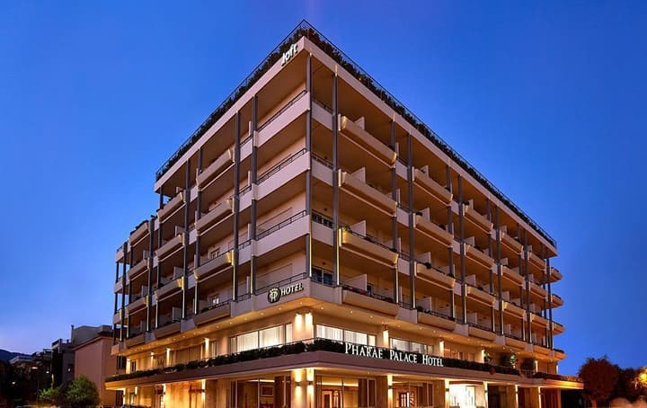 Pharae Palace Hotel