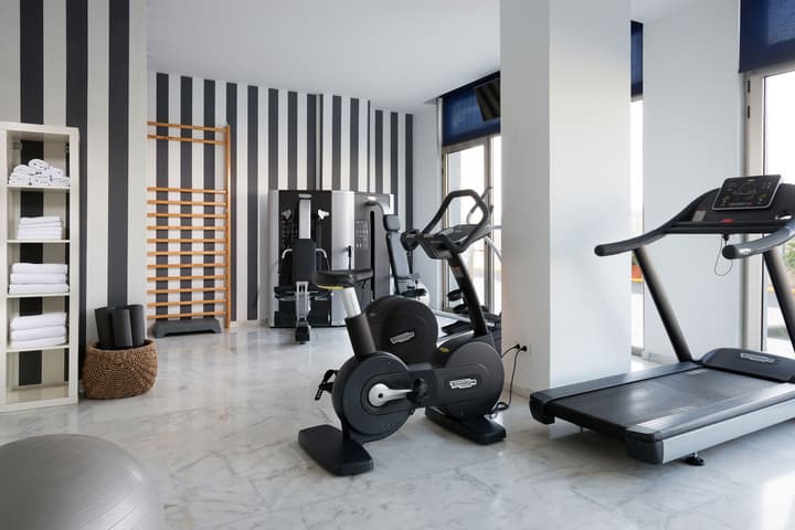 Marina Suites