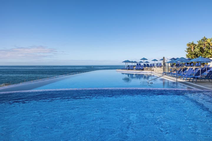 Marina Suites