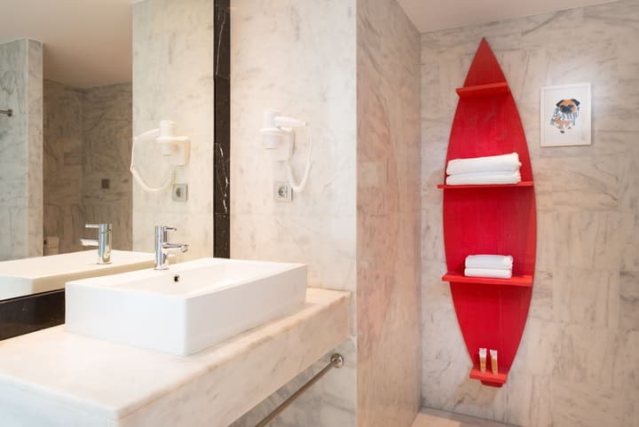 Marina Suites