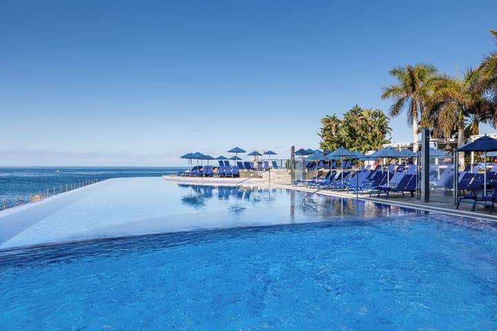 Marina Suites