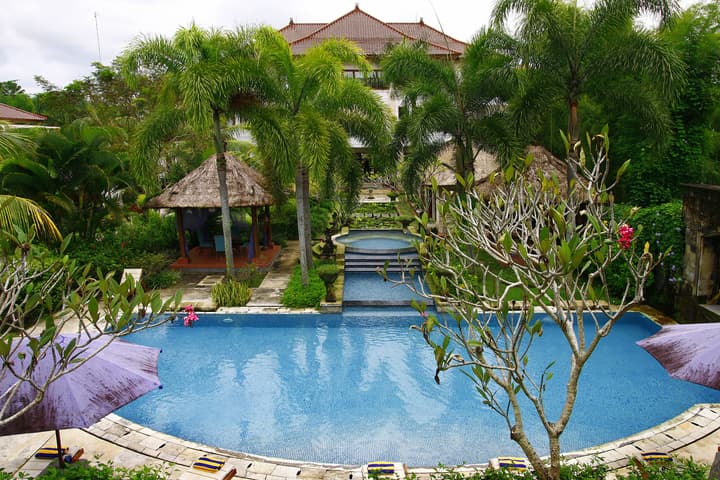 The Mansion Resort Hotel & Spa