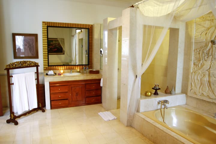 The Mansion Resort Hotel & Spa