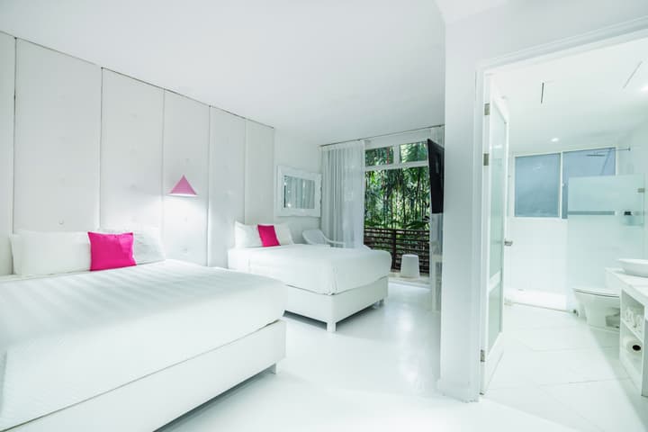 Le Cameleon Hotel