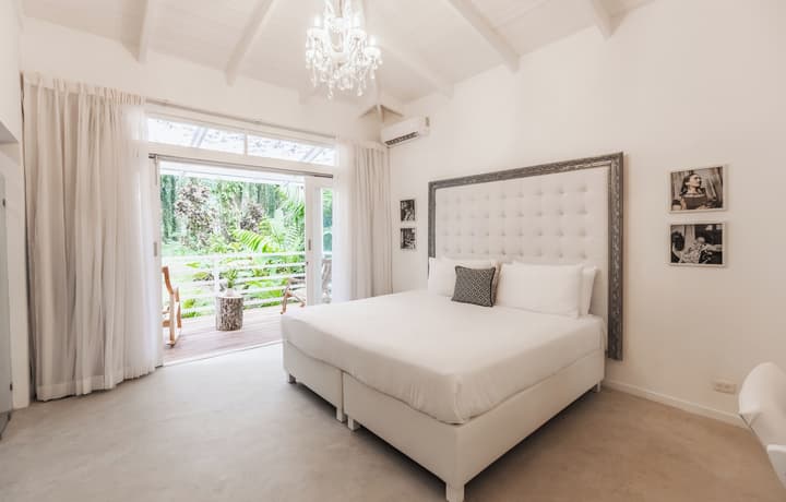Le Cameleon Hotel
