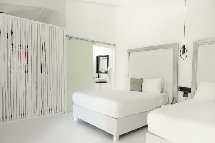 Le Cameleon Hotel