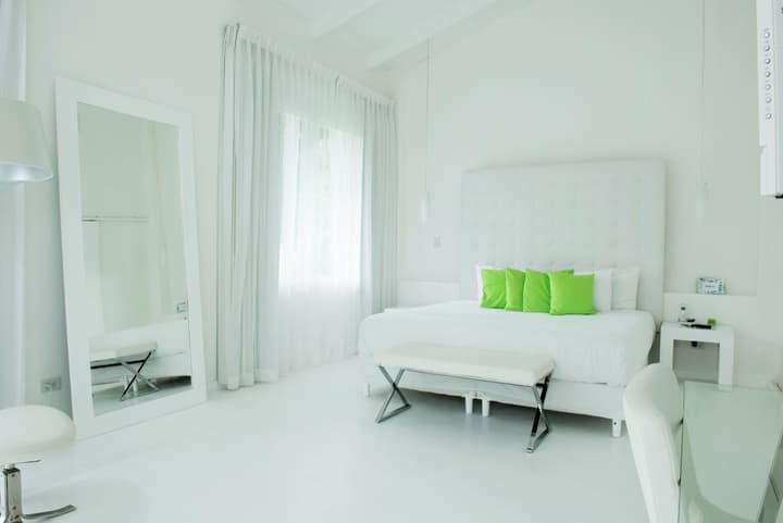 Le Cameleon Hotel