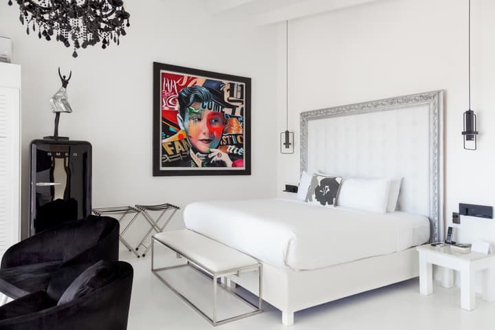 Le Cameleon Hotel
