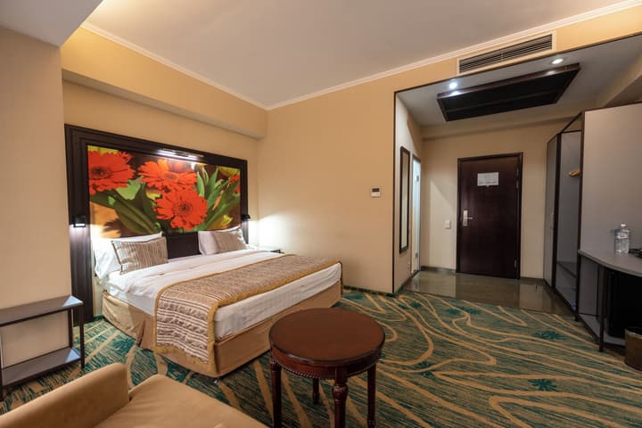 Hotel Kazzhol Almaty