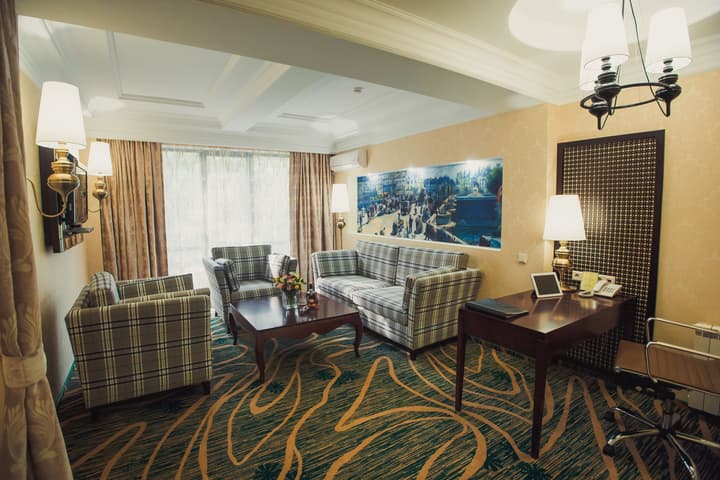 Hotel Kazzhol Almaty