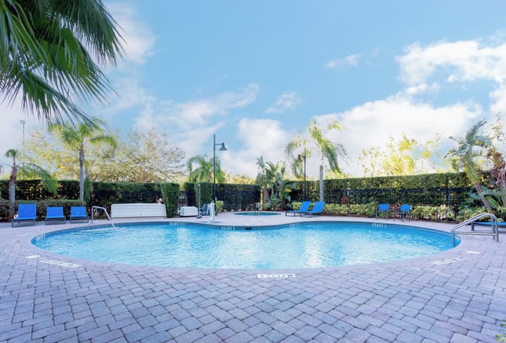 Holiday Inn Express & Suites, International Drive by IHG