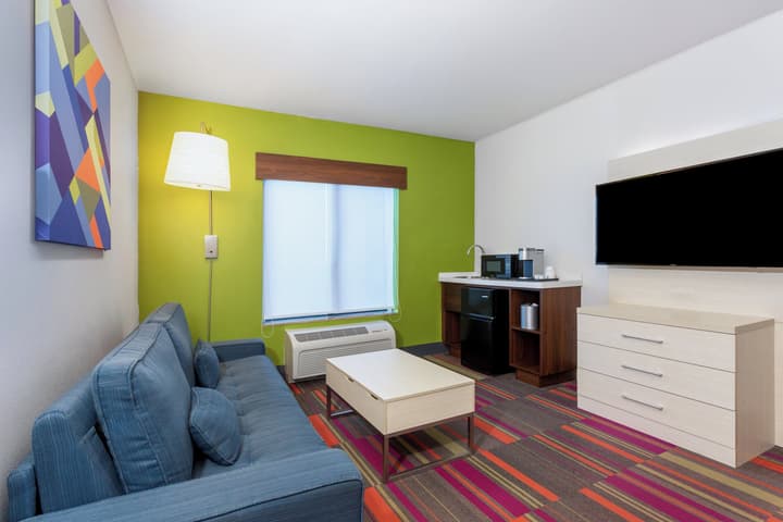 Holiday Inn Express & Suites, International Drive by IHG