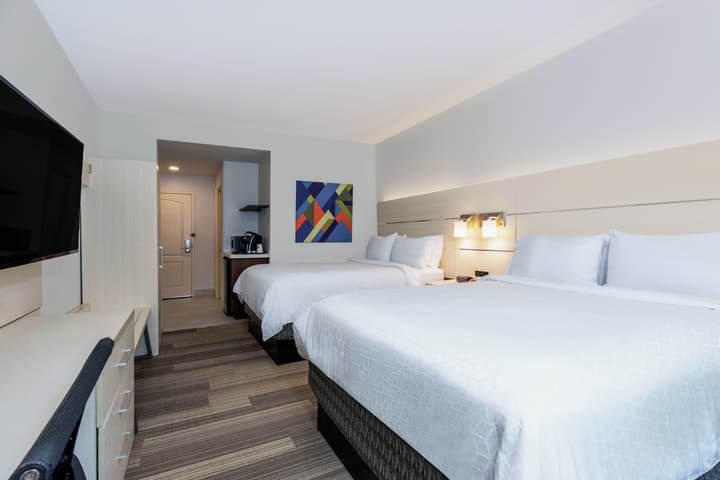 Holiday Inn Express & Suites, International Drive by IHG